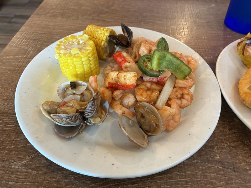 New City Buffet and Cajun Seafood food